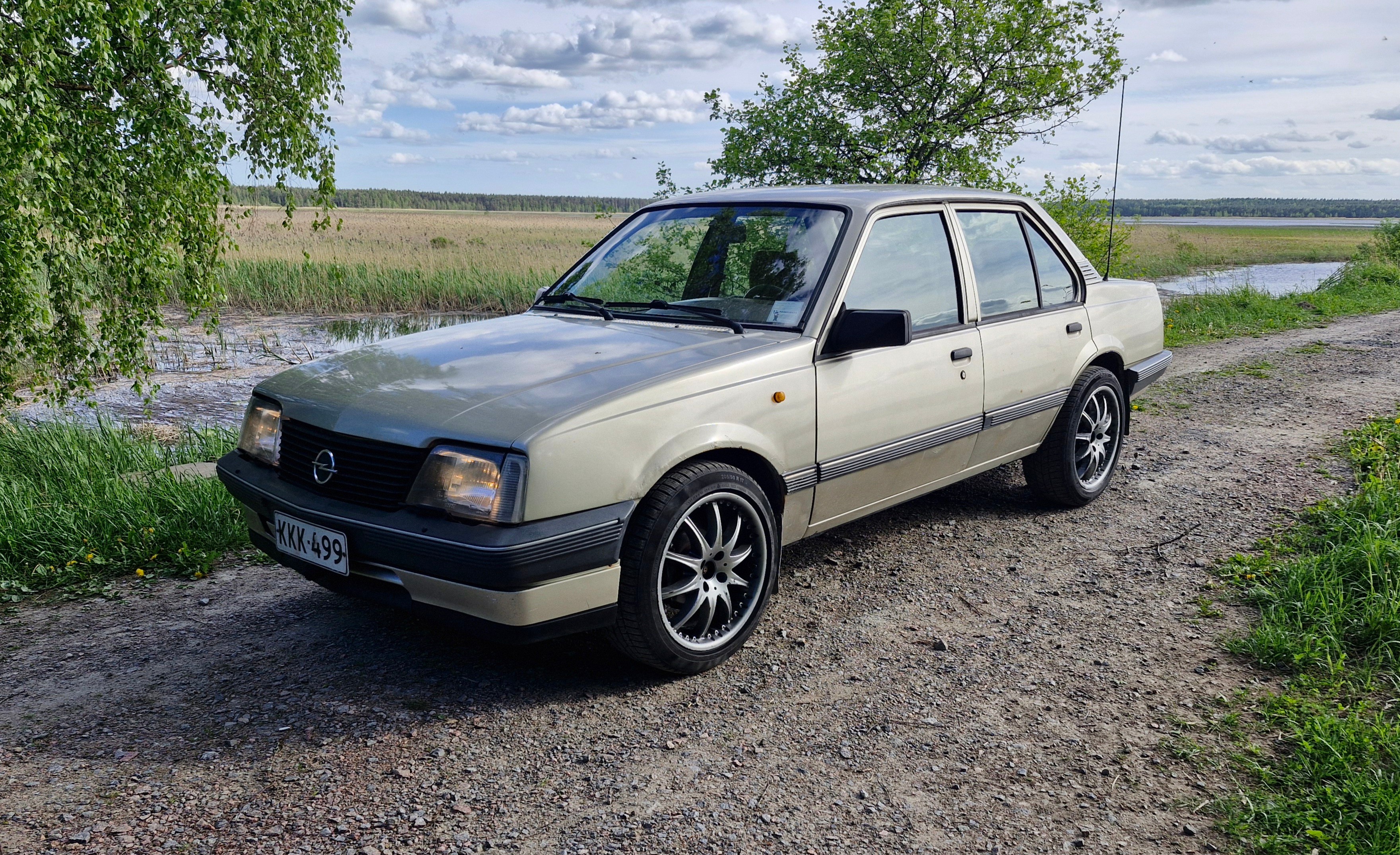 Opel Ascona 1.6 (1987)