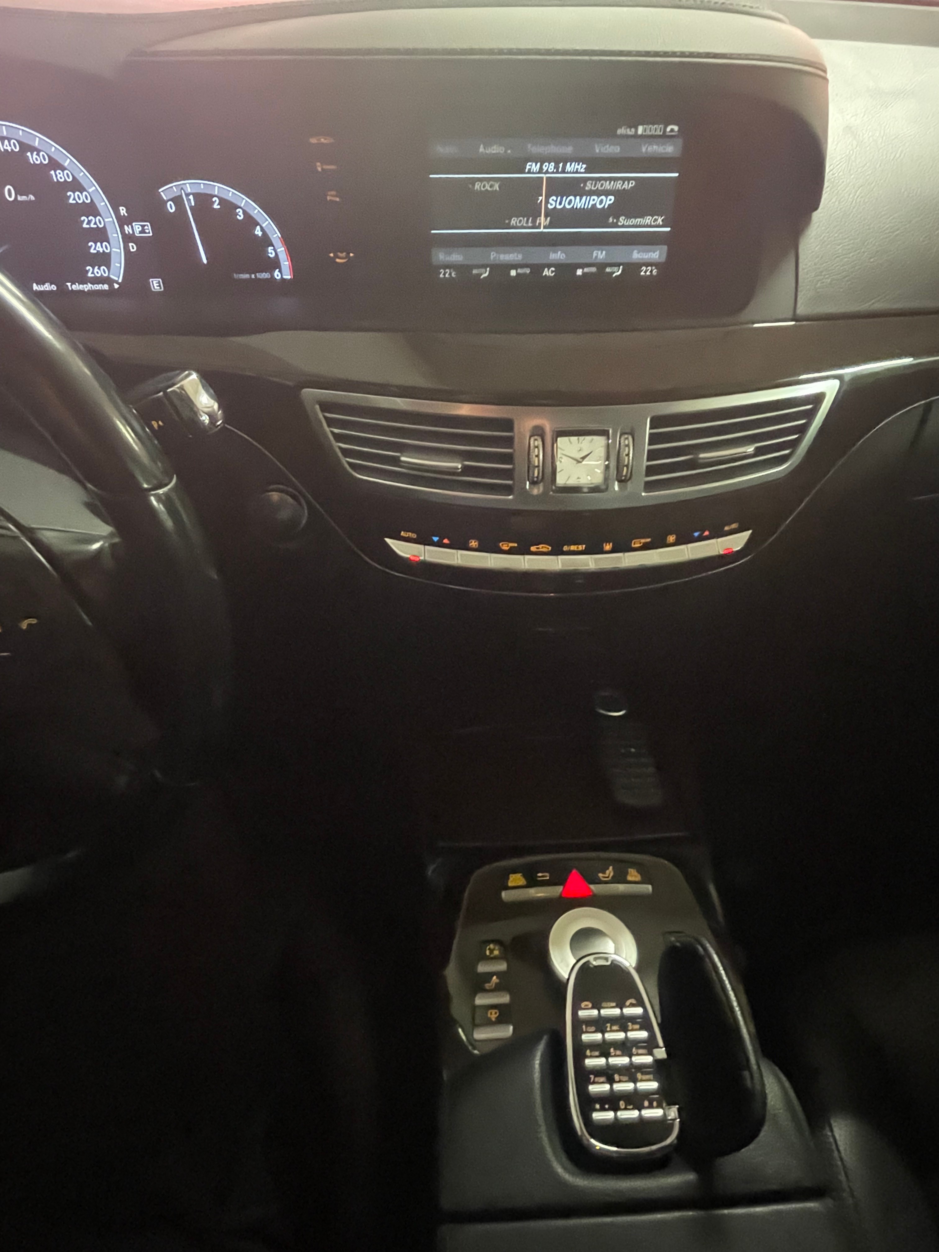 Mercedes-Benz S-sarja (2012)